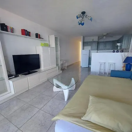 Apartment Blue Sky Experience